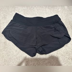 Lululemon speed up shorts size 2. Black. 2.5 inch inseam.